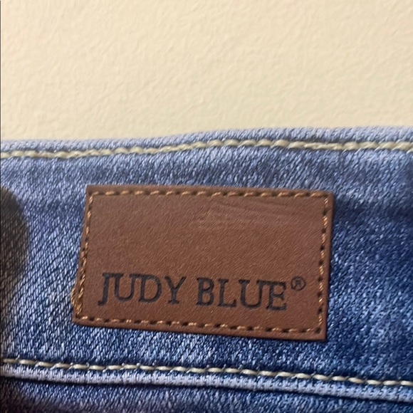 Women's Judy Blue Relaxed Fit Kyla Straight Destroyed Distressed Jeans - Picture 7 of 7